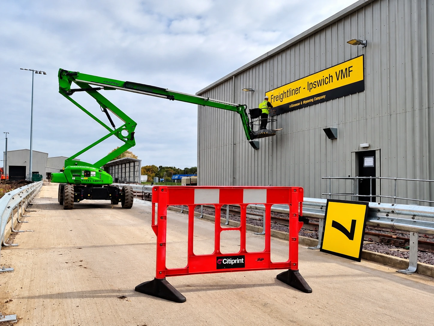Sign Installation & Banner Installation Services UK